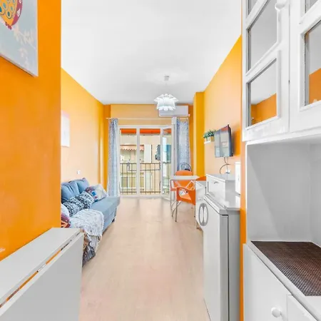 Apartman A 199m De La Playa Locos