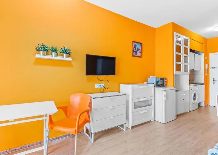 A 199m De La Playa Locos Torrevieja