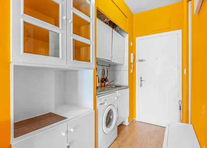 A 199m De La Playa Locos